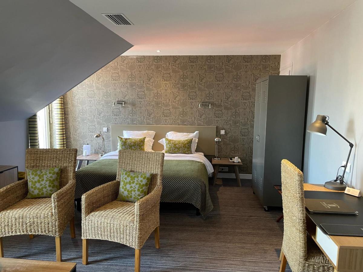 Le Nouvel Hotel Oyonnax Esterno foto