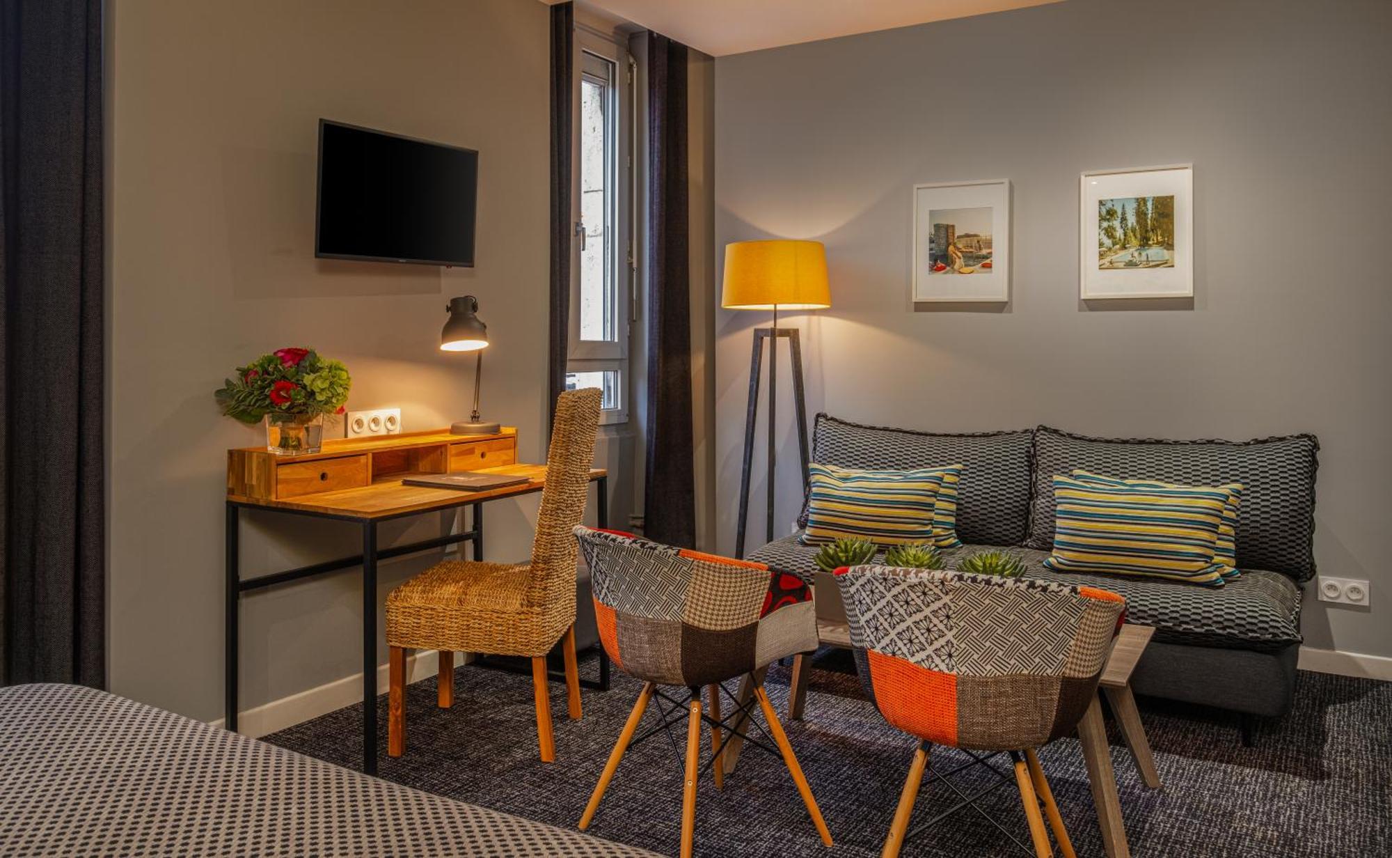 Le Nouvel Hotel Oyonnax Esterno foto