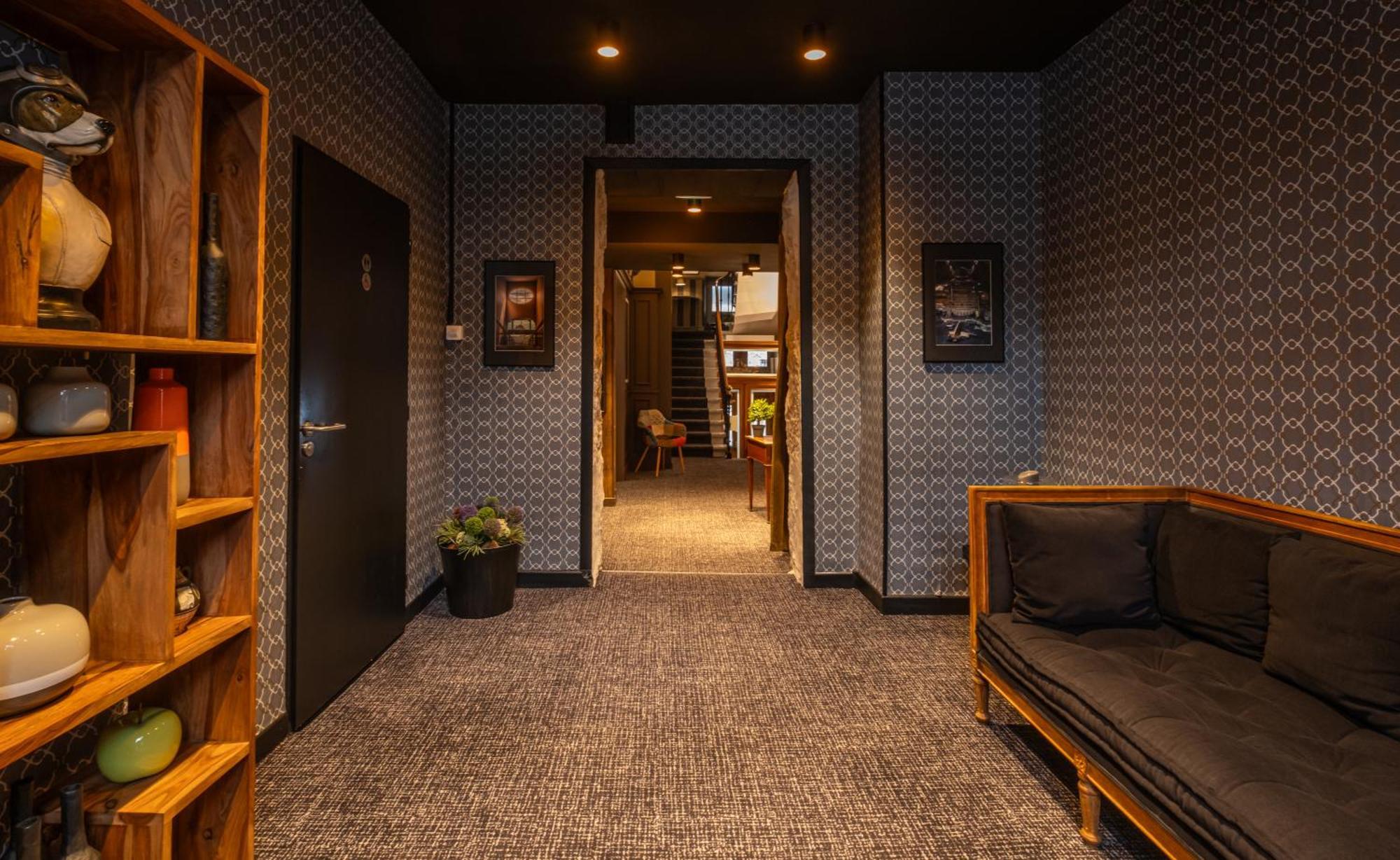 Le Nouvel Hotel Oyonnax Esterno foto